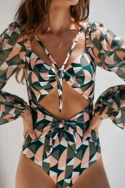 Promo ???? PatBo Plitka Cutout One-Piece ???? Swimsuit OLIVE ???? 3 Promo ???? PatBo Plitka Cutout One-Piece ???? Swimsuit OLIVE ???? -Sweaty Betty Shop unnamed file 1329