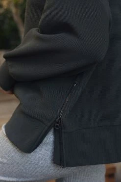 Flash Sale ???? Varley Milton Turtleneck Sweatshirt BLACK ⭐ -Sweaty Betty Shop unnamed file 147