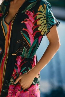 Promo ???? Farm Rio V-Neck Cover-Up ???? Dress BLACK ⭐ 2 Promo ???? Farm Rio V-Neck Cover-Up ???? Dress BLACK ⭐ -Sweaty Betty Shop unnamed file 1533