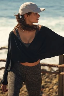 Top 10 ⌛ Beyond Yoga Wrapped Up Pullover Sweater BLACK ????