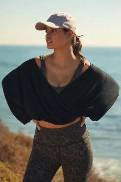 Top 10 ⌛ Beyond Yoga Wrapped Up Pullover Sweater BLACK ???? 3 Top 10 ⌛ Beyond Yoga Wrapped Up Pullover Sweater BLACK ???? -Sweaty Betty Shop unnamed file 169