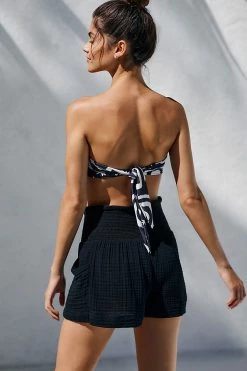 Coupon ???? By Anthropologie High-Waisted Smocked Shorts BLACK ⌛ -Sweaty Betty Shop unnamed file 2036