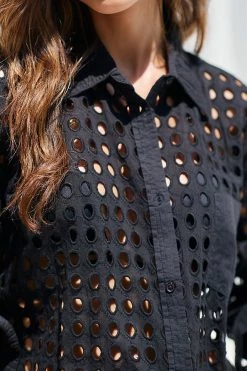Best Sale ???? Solid & Striped The Oxford Eyelet Tunic BLACK ???? -Sweaty Betty Shop unnamed file 2061