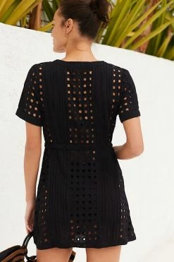 Buy ???? Solid & Striped Sarah Eyelet Cover-Up Mini ???? Dress BLACKOUT ❤️ 2 Buy ???? Solid & Striped Sarah Eyelet Cover-Up Mini ???? Dress BLACKOUT ❤️ -Sweaty Betty Shop unnamed file 2081