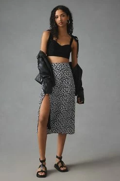 Wholesale ???? Maeve Slim Side-Slit Midi ???? Skirt BLACK MOTIF ????