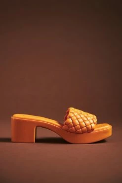 Best deal ???? Dolce Vita Goldy ???? Sandals ORANGE ✨