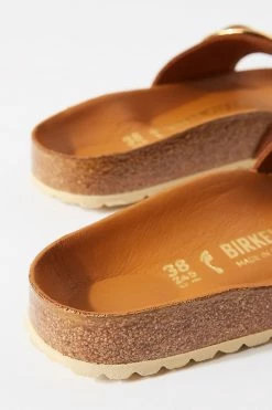 Promo ???? Birkenstock Madrid Big Buckle ???? Sandals HONEY ???? -Sweaty Betty Shop unnamed file 2294