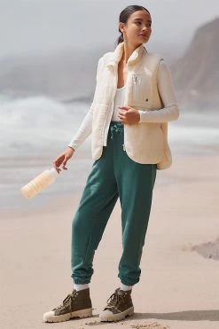 Best reviews of ✨ Sweaty Betty Montana Vest CREAM ???? 3 Best reviews of ✨ Sweaty Betty Montana Vest CREAM ???? -Sweaty Betty Shop unnamed file 243