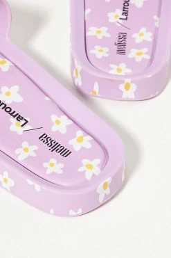 Hot Sale ✨ Larroude Melissa X Larroudé Pool Slides LILAC ???? -Sweaty Betty Shop unnamed file 2444