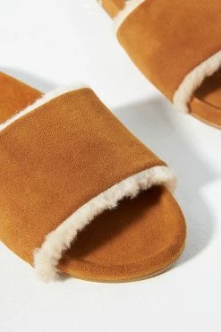 Best Sale ???? Beek Gallito Shearling ???? Sandals HONEY ???? -Sweaty Betty Shop unnamed file 2477