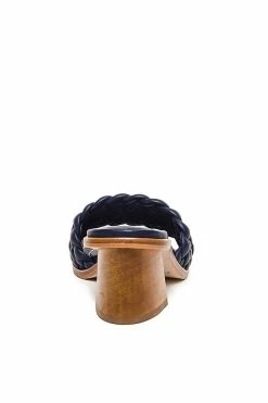 Best Pirce ???? Bernardo Bethesda ???? Heels NAVY ✨ -Sweaty Betty Shop unnamed file 2696