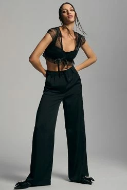 Budget ???? By Anthropologie Mesh Heart Tie Top BLACK ✔️