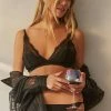 Outlet ???? Calvin Klein Lightly Lined Triangle Bralette BLACK ????