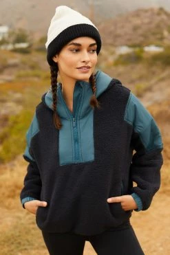 Promo ???? Free People Movement Lead The Pack Fleece Pullover BLACK ???? -Sweaty Betty Shop unnamed file 301