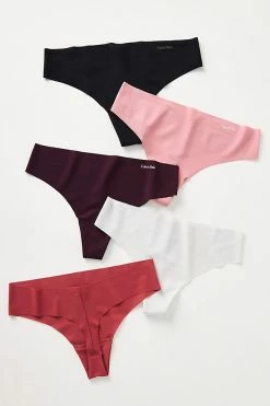 Coupon ❤️ Calvin Klein Invisibles Thong NOVELTY ⌛