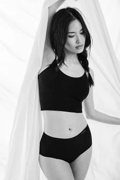 Wholesale ???? Calvin Klein Invisibles High-Waisted Briefs BLACK ⌛ 3 Wholesale ???? Calvin Klein Invisibles High-Waisted Briefs BLACK ⌛ -Sweaty Betty Shop unnamed file 3467