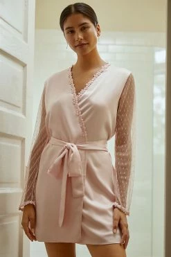 Top 10 ???? Flora Nikrooz Lace Chemise PINK ???? -Sweaty Betty Shop unnamed file 3624