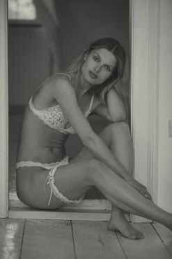 Outlet ???? Hanky Panky Dotted Tulle Leg Garter WHITE ⌛ -Sweaty Betty Shop unnamed file 3700