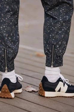 Best deal ???? Varley Beckett Pants BLACK MOTIF ???? -Sweaty Betty Shop unnamed file 374