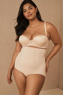 Promo ???? SPANX Oncore Brief LIGHT SAND ???? -Sweaty Betty Shop unnamed file 3772