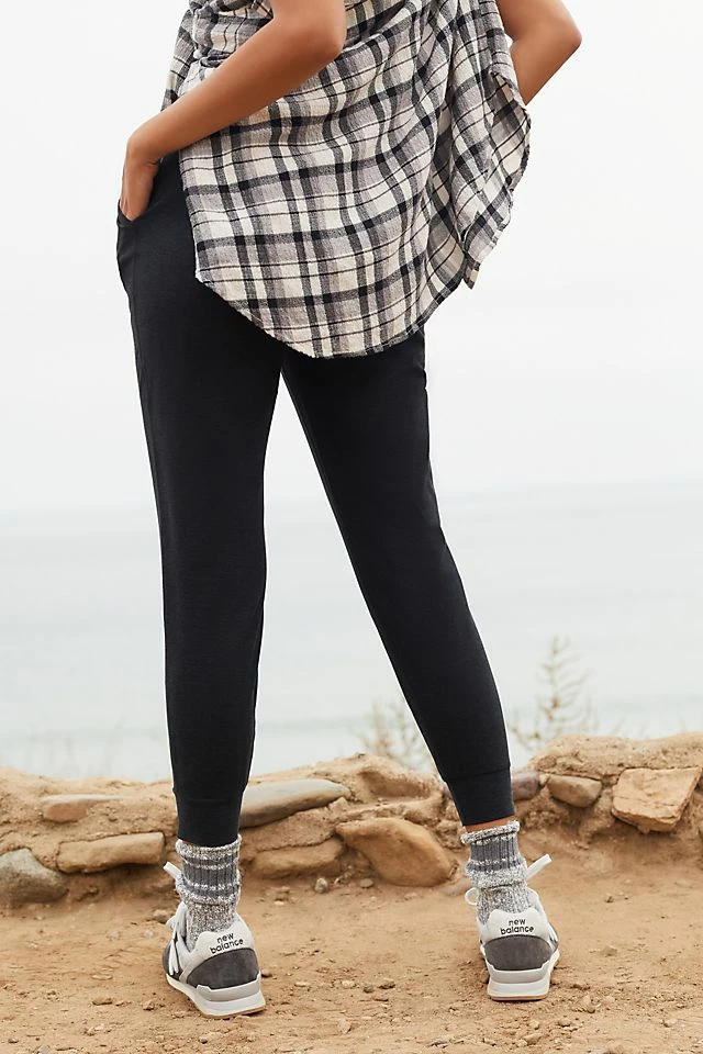 Beyond Yoga Spacedye Commuter Midi Joggers Promo ???? Beyond Yoga Spacedye Commuter Midi Joggers BLACK ???? -Sweaty Betty Shop unnamed file 392