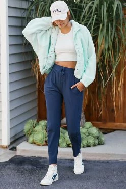 Deals ???? Sweaty Betty Explorer Pants NAVY ????