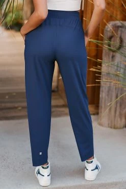Deals ???? Sweaty Betty Explorer Pants NAVY ???? 3 Deals ???? Sweaty Betty Explorer Pants NAVY ???? -Sweaty Betty Shop unnamed file 453