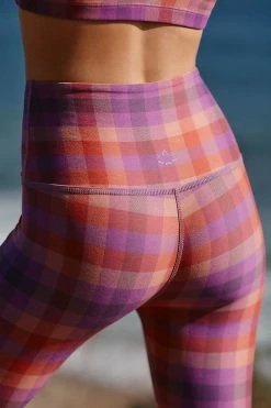 Promo ✨ Beyond Yoga Caught In The Midi High-Waisted Leggings NOVELTY ???? 4 Promo ✨ Beyond Yoga Caught In The Midi High-Waisted Leggings NOVELTY ???? -Sweaty Betty Shop unnamed file 458