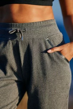 Discount ✨ Varley Ascot Sweatpants CHARCOAL MARL ???? 3 Discount ✨ Varley Ascot Sweatpants CHARCOAL MARL ???? -Sweaty Betty Shop unnamed file 466