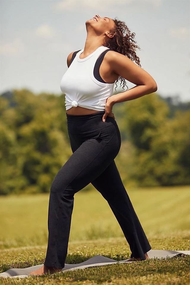 Beyond Yoga All-Day Flare Pants Budget ???? Beyond Yoga All-Day Flare Pants DARKEST NIGHT ✔️ -Sweaty Betty Shop unnamed file 533