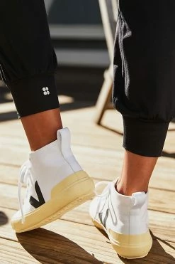 Buy ✨ Sweaty Betty Gary Yoga Joggers BLACK ???? 2 Buy ✨ Sweaty Betty Gary Yoga Joggers BLACK ???? -Sweaty Betty Shop unnamed file 569