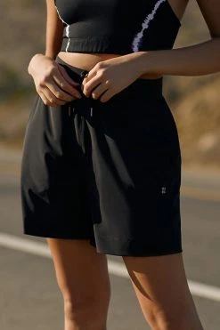 Cheap ⭐ Sweaty Betty Explorer Shorts BLACK ???? -Sweaty Betty Shop unnamed file 585