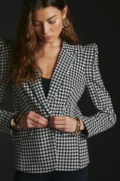 Hot Sale ❤️ Walter Baker Gianna Blazer BLACK MOTIF ✨ -Sweaty Betty Shop unnamed file 772